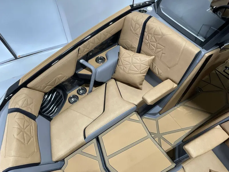 Slide: The Image of Nautique Super Air Nautique G23 Paragon 2026 - 30