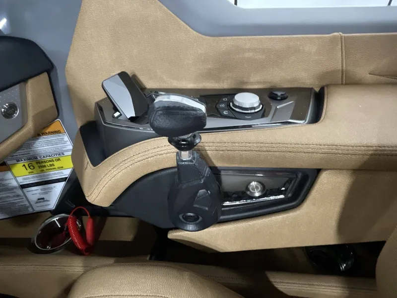Slide: The Image of Nautique Super Air Nautique G23 Paragon 2026 - 32