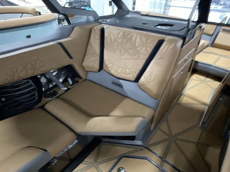 Slide: The Image of Nautique Super Air Nautique G23 Paragon 2026 - 15