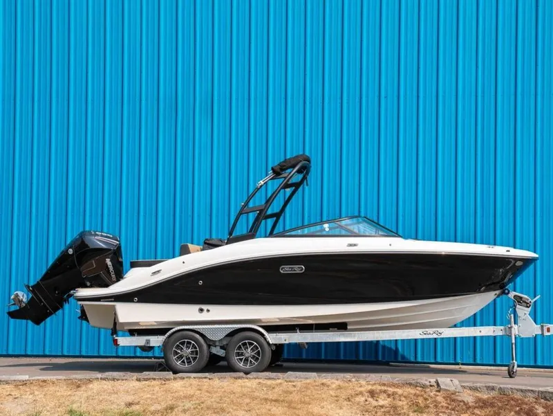 Slide: The Image of Sea Ray SPX 210 Outboard 2027 - 2