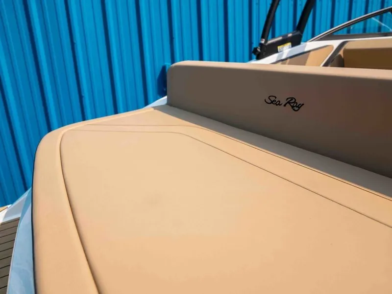 Slide: The Image of Sea Ray SPX 210 Outboard 2027 - 5