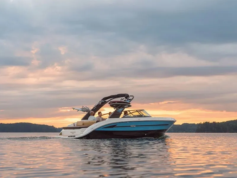 The Image of Sea Ray SDX 250 Surf 2026 - 1