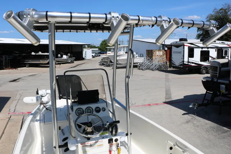 Slide: The Image of Bayliner Element F18 2017 - 19