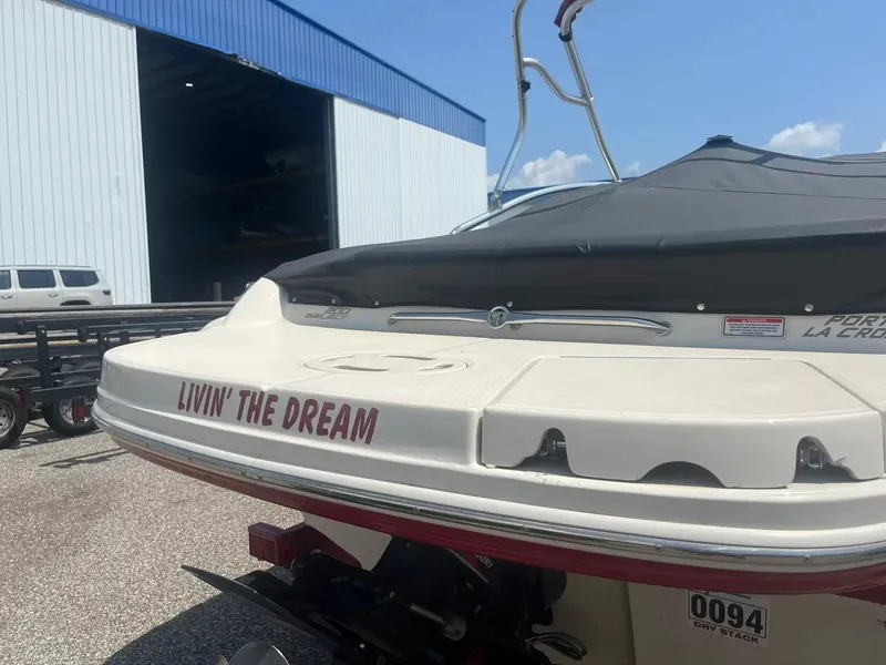 Slide: The Image of Sea Ray 200SELECT 2004 - 16