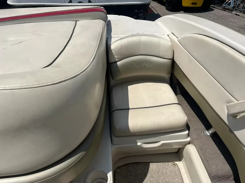 Slide: The Image of Sea Ray 200SELECT 2004 - 15
