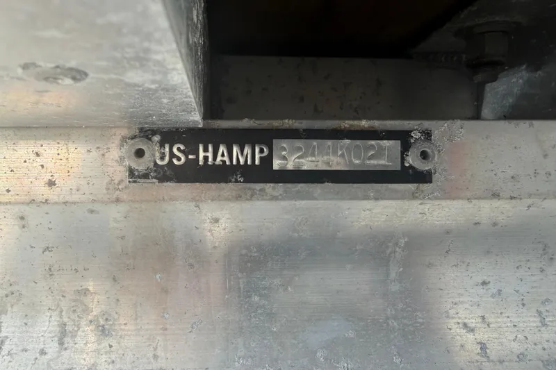 Slide: The Image of Serial number plate on a 2021 Harris Solstice 230 boat. - 68