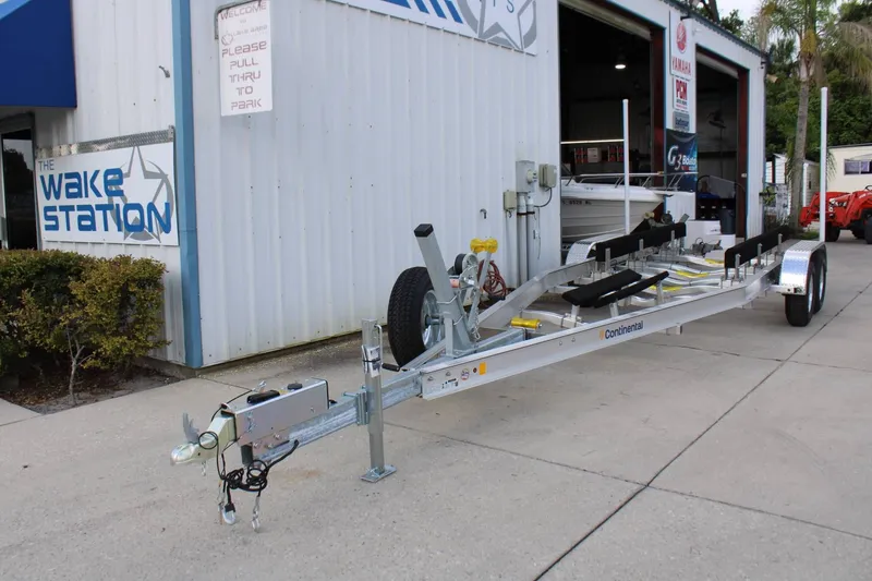 Slide: The Image of Continental Trailers A2485B 2026 - 3