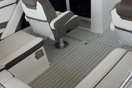 Slide: The Image of 2016 Yamaha Boats 242 Limited S E-Series interior seating and flooring detail. - 13