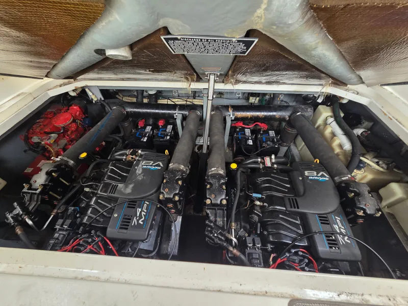 Slide: The Image of Sea Ray Sundancer 1999 - 19