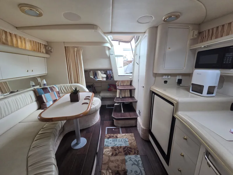Slide: The Image of Sea Ray Sundancer 1999 - 18