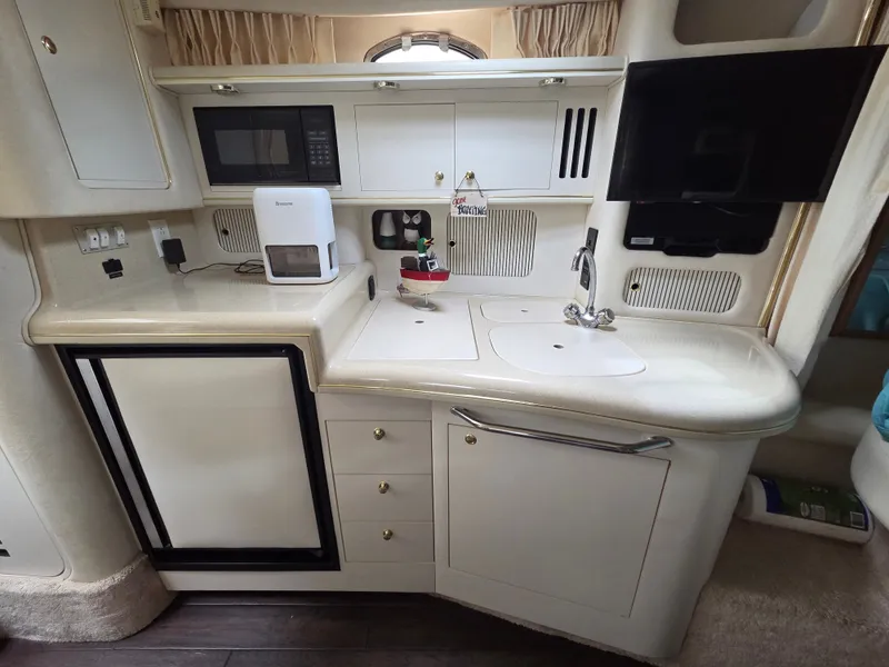Slide: The Image of Sea Ray Sundancer 1999 - 14