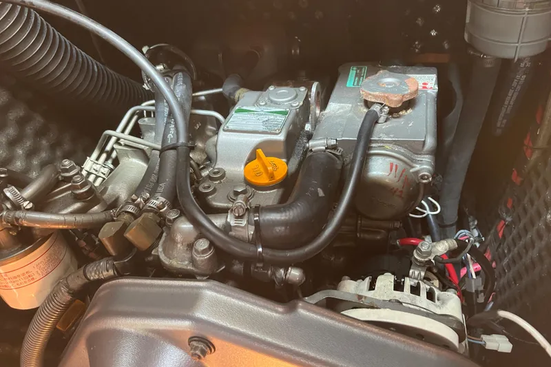 Slide: The Image of Engine compartment of a 2006 Beneteau Oceanis Clipper 373 sailboat. - 36