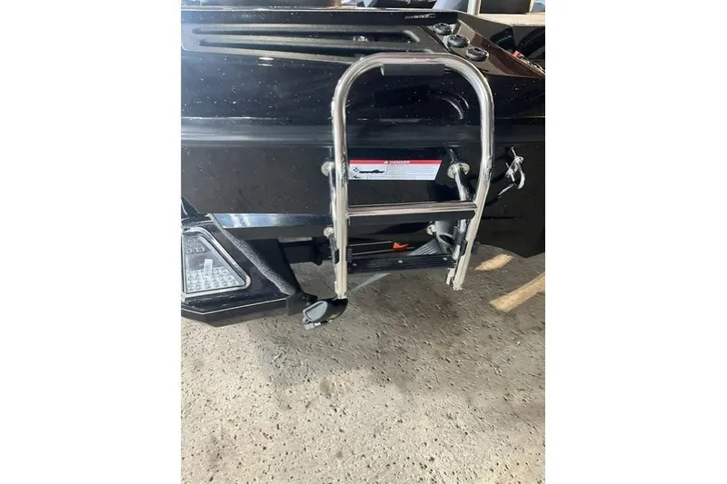 Slide: The Image of 2026 Ranger Z518 Cup-Equipped boat with a stainless steel boarding ladder. - 10