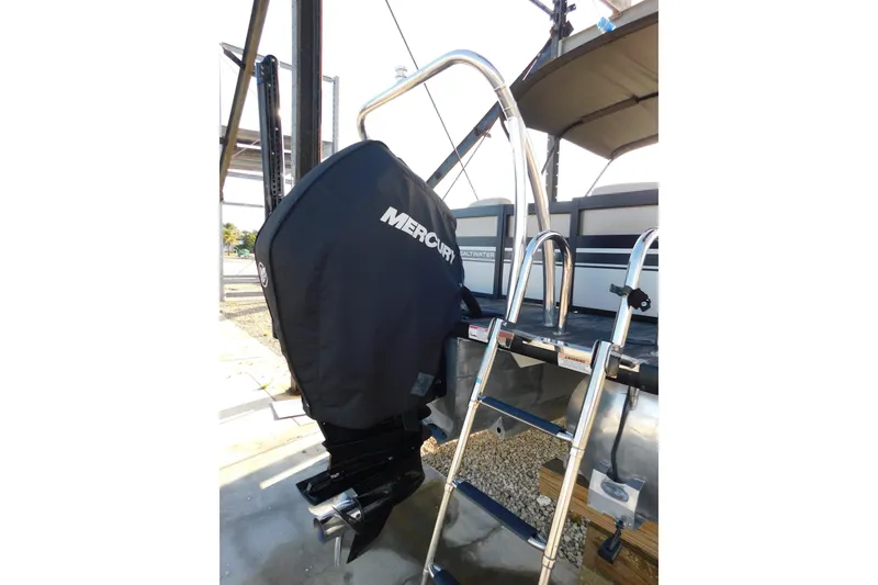 Slide: The Image of 2023 Viaggio Diamante U 26 boat with Mercury engine cover and ladder. - 13