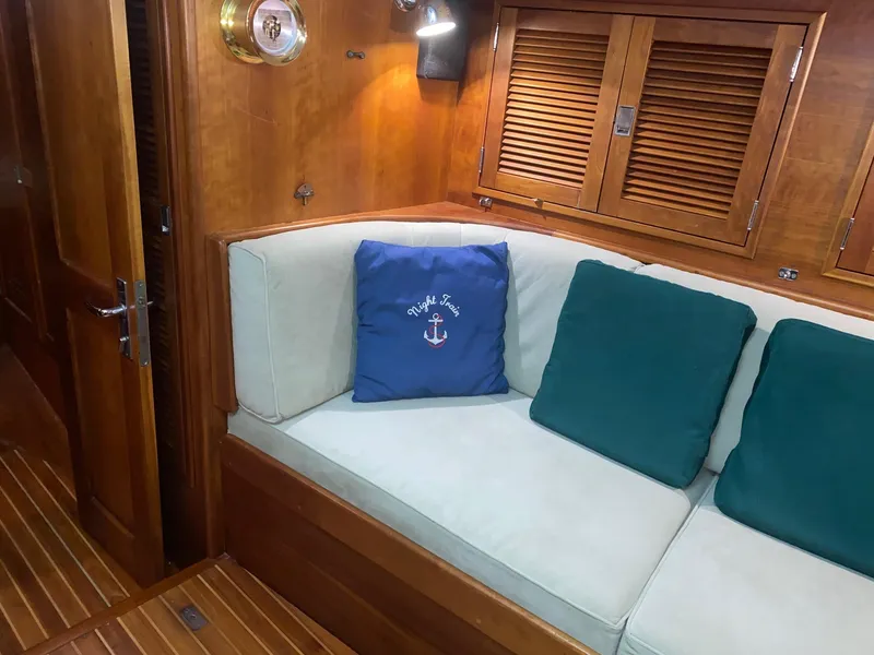 Slide: The Image of Stbd Settee - 31