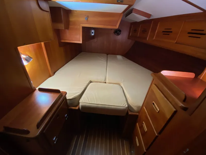 Slide: The Image of Master Cabin - 27