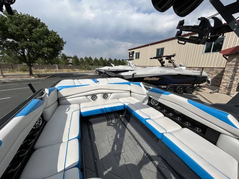 Slide: The Image of Axis Wake Research A24 2018 - 19