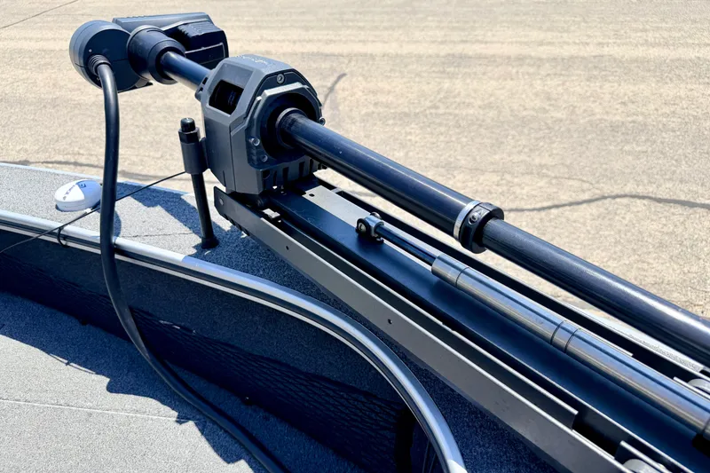 Slide: The Image of Close-up of a 2005 Alumacraft Tournament Sport 175 boat's trolling motor. - 71
