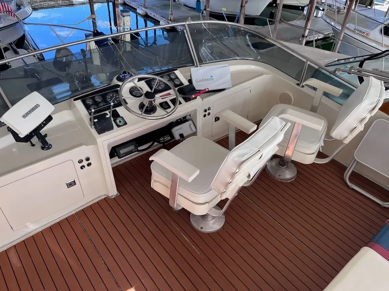 Slide: The Image of Tollycraft 30 Sport 1989 - 4