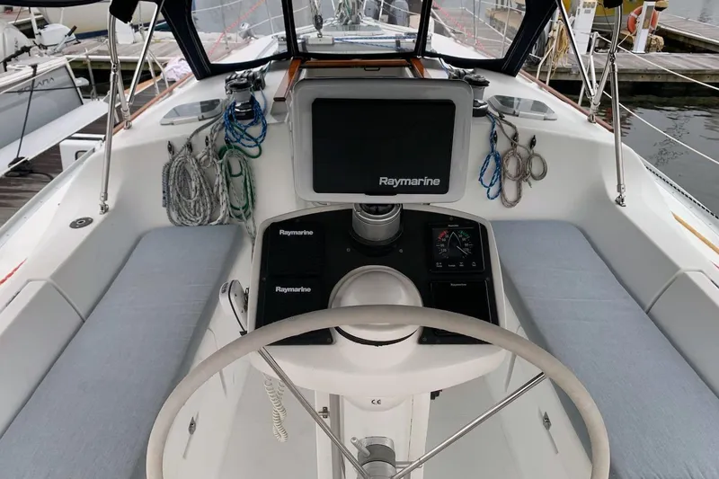 Slide: The Image of Helm station, all lines lead to cockpit - 8