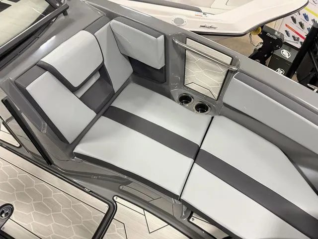 Slide: The Image of Yamaha 222XD 2025 - 20