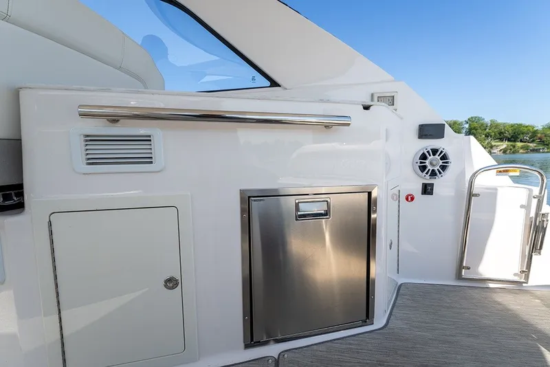 Slide: The Image of Cockpit refrigerator - 20