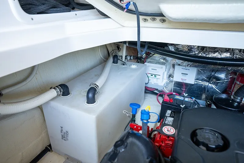 Slide: The Image of Engine compartment - 43