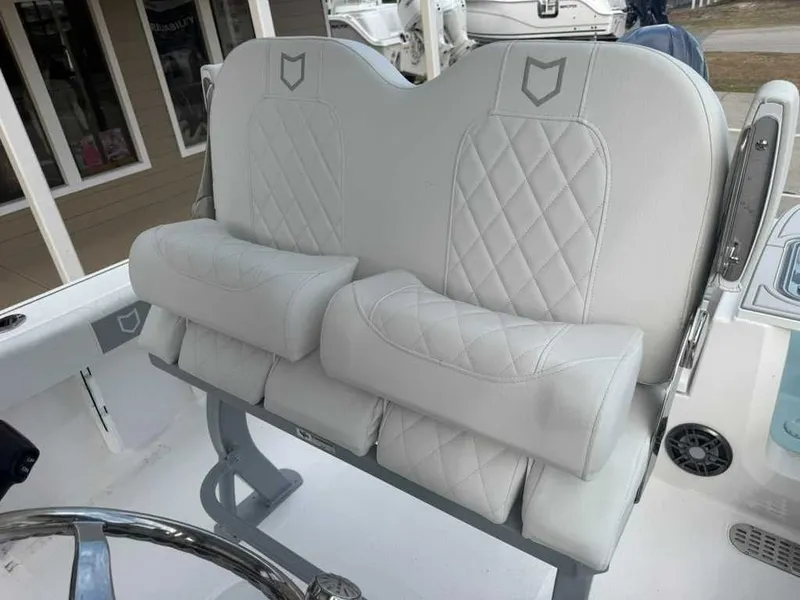 Slide: The Image of Sea Fox 228 Commander 2026 - 20