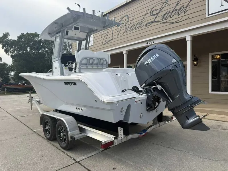 Slide: The Image of Sea Fox 228 Commander 2026 - 1