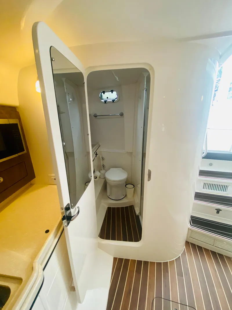 Slide: The Image of Intrepid 390 Sport Yacht 2008 - 60