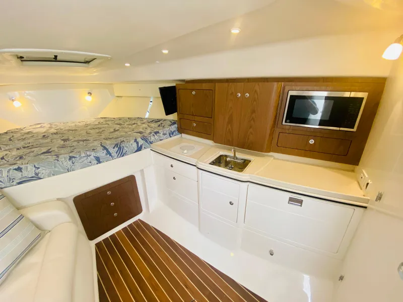 Slide: The Image of Intrepid 390 Sport Yacht 2008 - 55