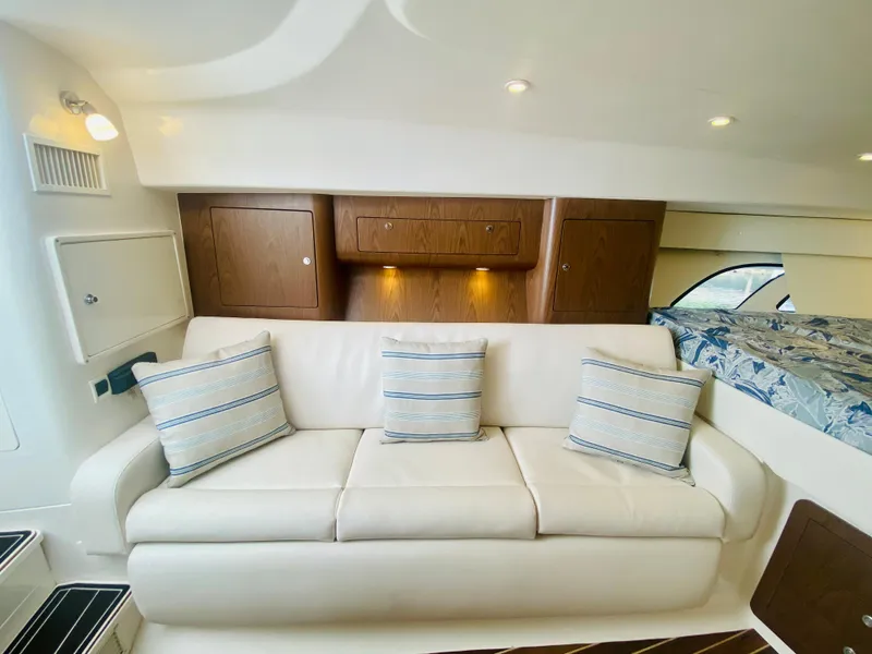 Slide: The Image of Intrepid 390 Sport Yacht 2008 - 57