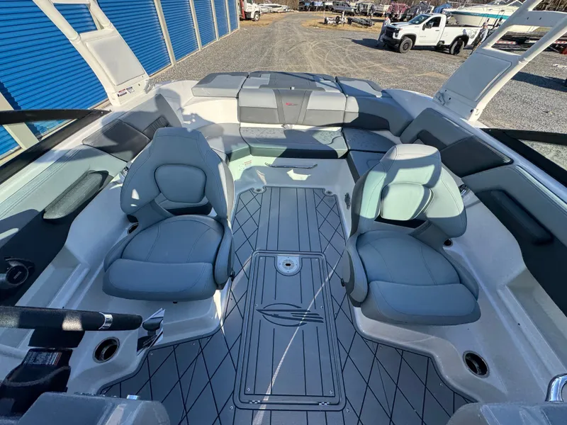Slide: The Image of Chaparral GTS 3 2026 - 27