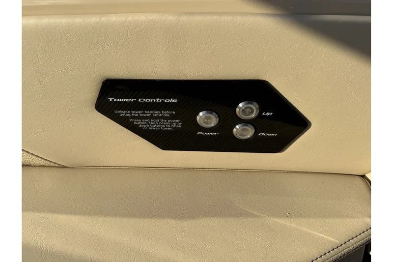 Slide: The Image of Nautique Super Air Nautique G23 2025 - 55