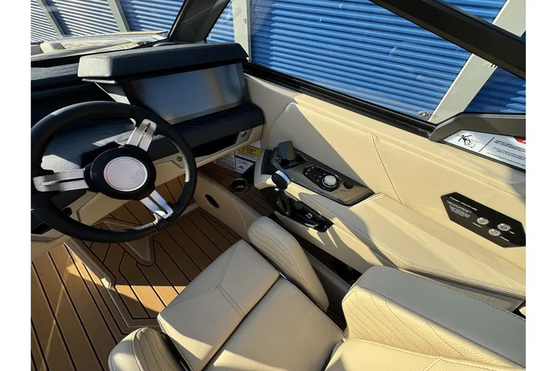 Slide: The Image of Nautique Super Air Nautique G23 2025 - 23