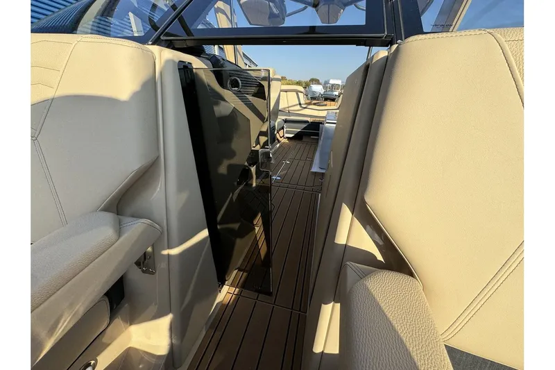 Slide: The Image of Nautique Super Air Nautique G23 2025 - 16