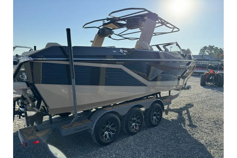 Slide: The Image of Nautique Super Air Nautique G23 2025 - 10