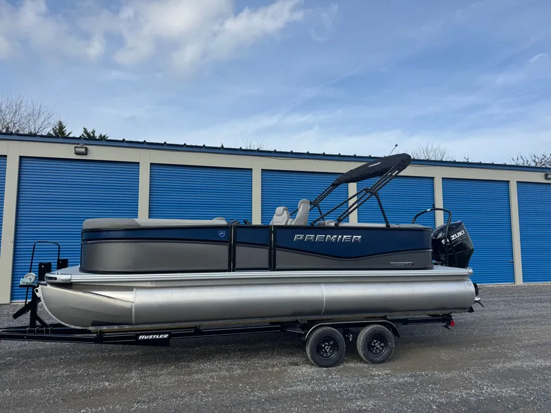The Image of Premier 220 Sunscape RE 2026 - 1