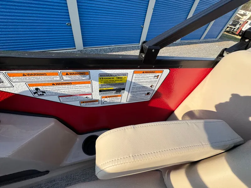 Slide: The Image of Premier 220 Sunscape RF 2026 - 20