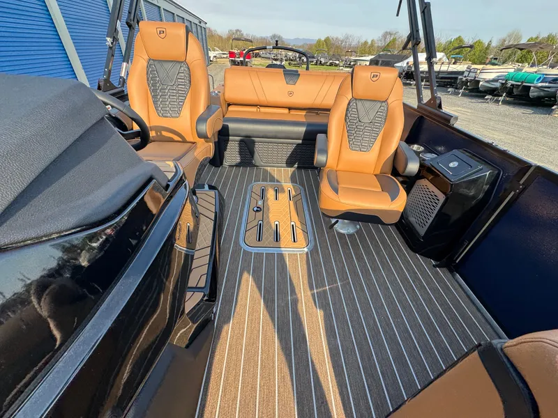 Slide: The Image of Premier 250 Intrigue RL 2026 - 34