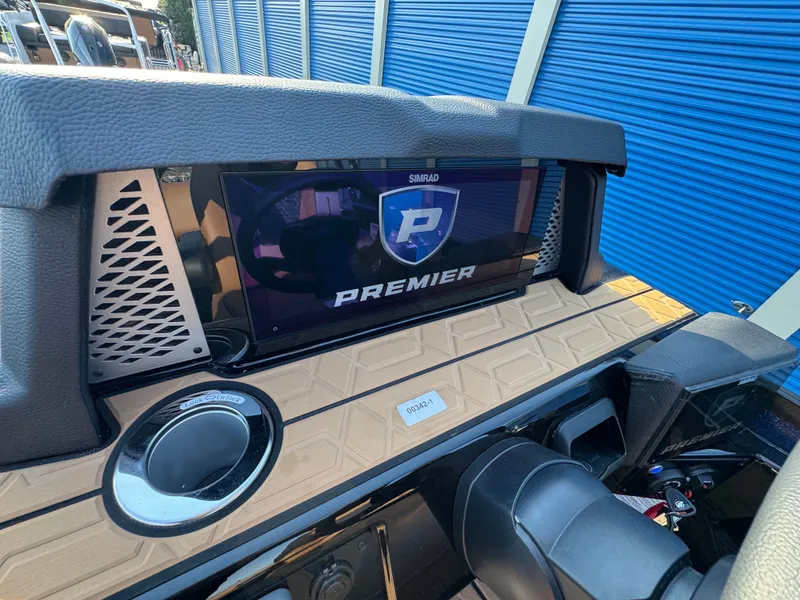 Slide: The Image of Premier 250 Intrigue RL 2026 - 43
