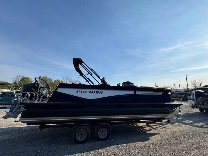 Slide: The Image of Premier 250 Intrigue RL 2026 - 15