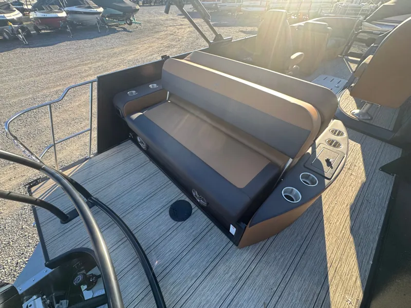 Slide: The Image of Premier 230 Sunsation RL 2026 - 30