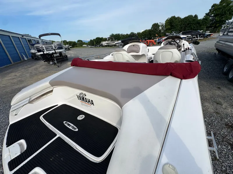 Slide: The Image of Yamaha LS2000 2001 - 23