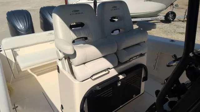 Slide: The Image of Cobia 280 Center Console 2023 - 14