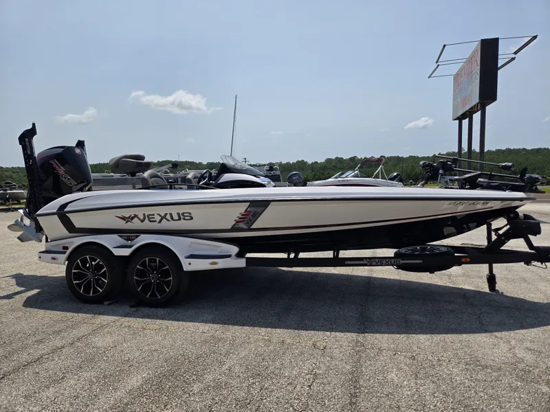 Slide: The Image of Vexus VX20 2024 - 9