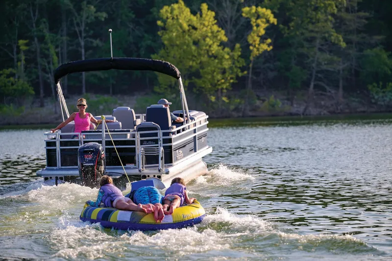 Slide: The Image of Sun Tracker SportFish 20 DLX 2026 - 15