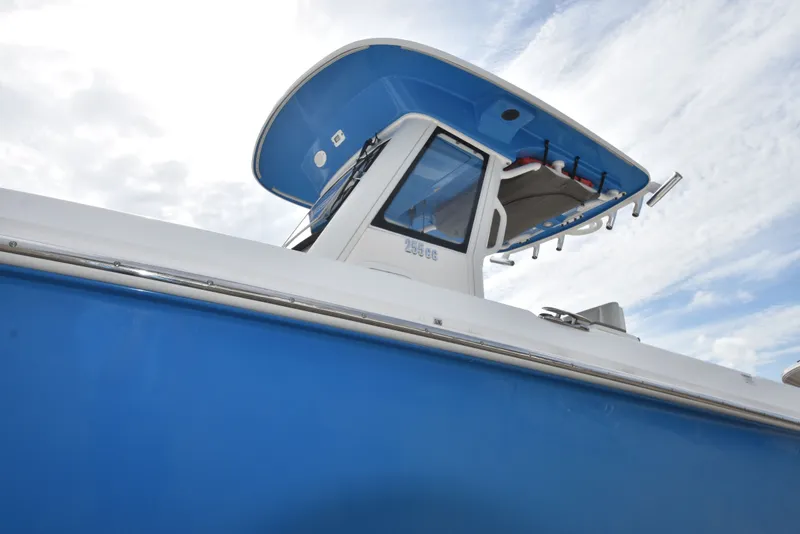 Slide: The Image of Everglades 255 Center Console 2014 - 58