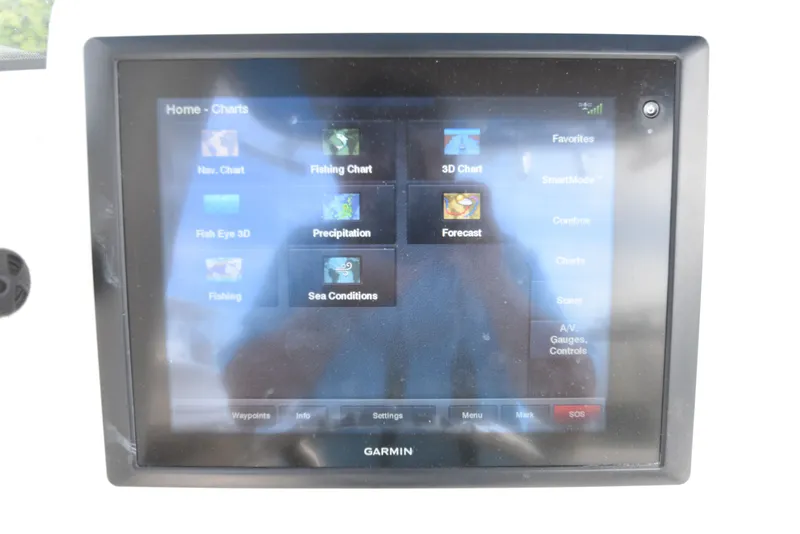 Slide: The Image of Everglades 255 Center Console 2014 - 28