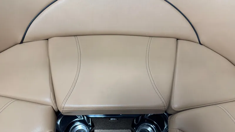 Slide: The Image of MasterCraft XT22 2019 - 87